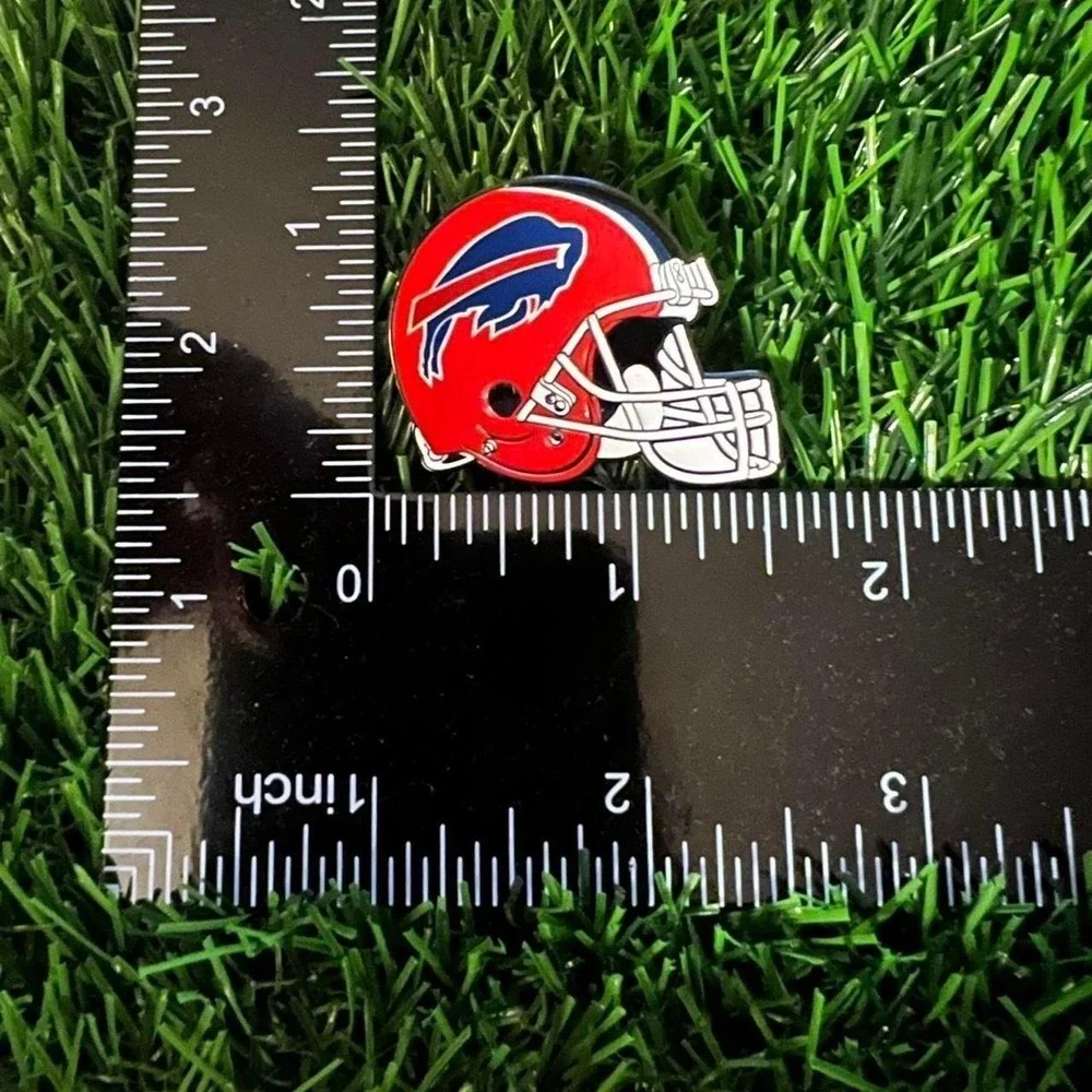 Buffalo Bills Enamel Pin NFL Football Helmet Red Blue White Lapel Hat Pin